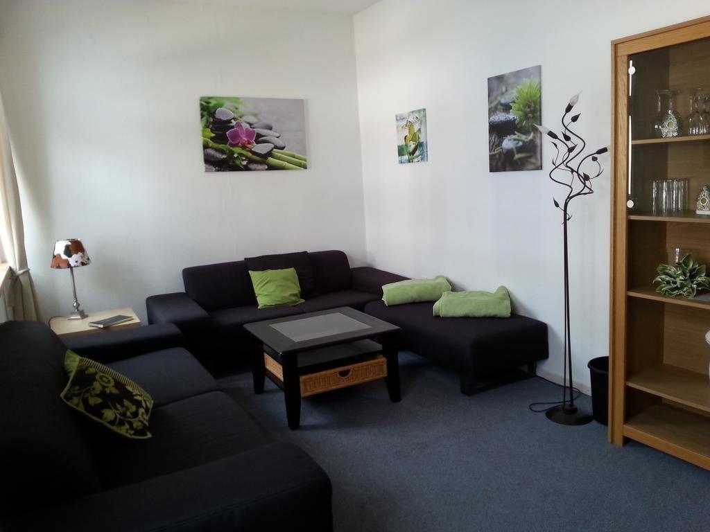 Ferienwohnung Am Nuerburgring อาเดเนา ห้อง รูปภาพ