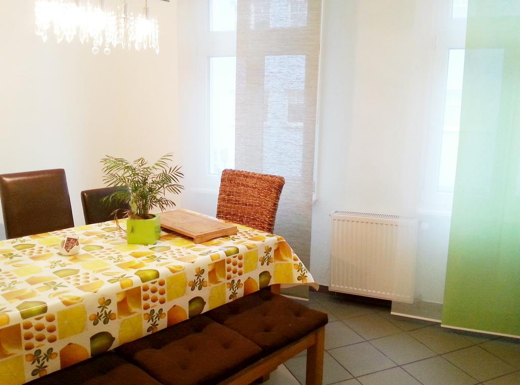 Ferienwohnung Am Nuerburgring อาเดเนา ภายนอก รูปภาพ