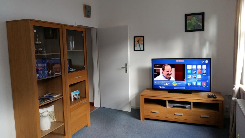Ferienwohnung Am Nuerburgring อาเดเนา ภายนอก รูปภาพ